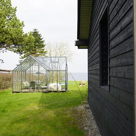 بيت للعطل Sea View House All Year - Renovated 2024 Frorup